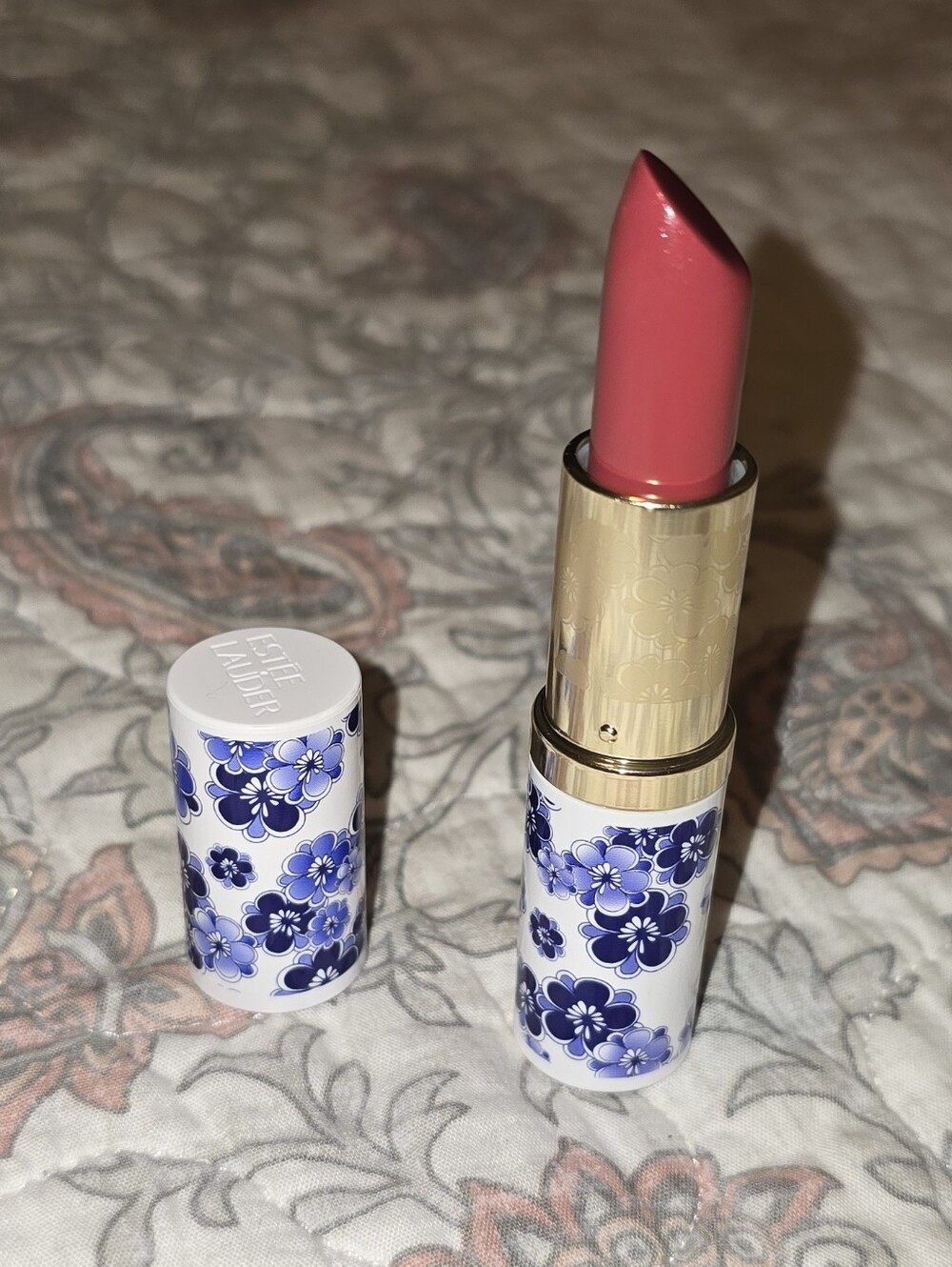 Rose Godess Estee Lauder limited edition full size Lipstick in Blue Floral Case